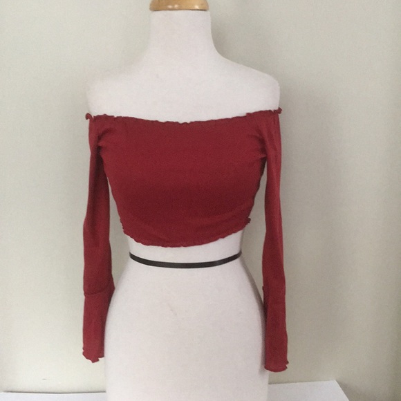 Burgundy Cropped Top L/S bell Sleeve - Picture 2 of 3